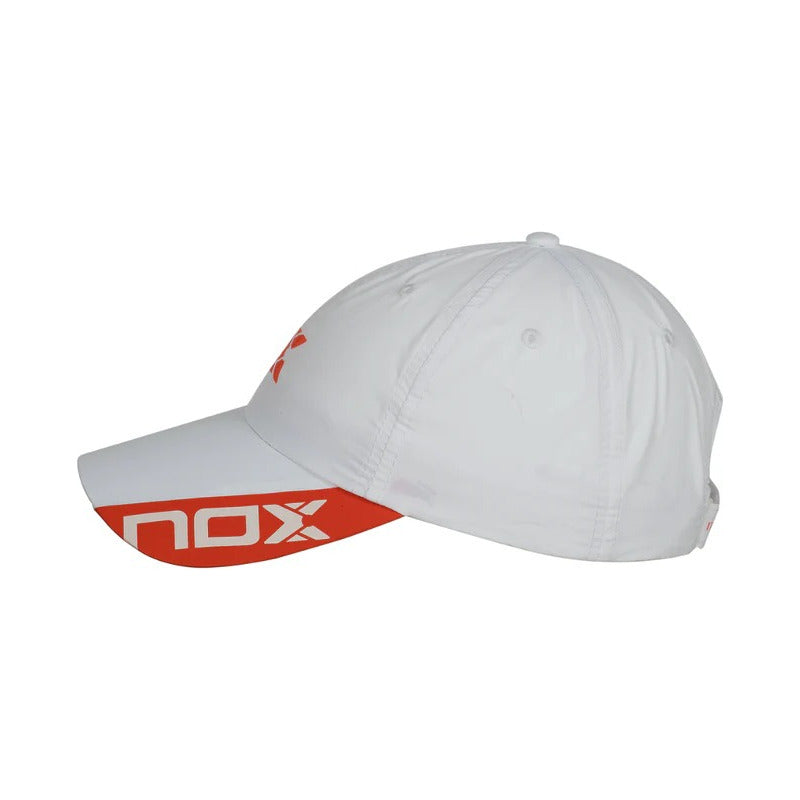 Gorro Nox Blanca Logo Rojo