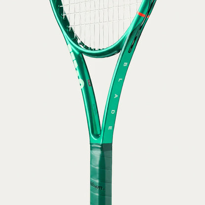 Raqueta Wilson Blade 100L V10 2026