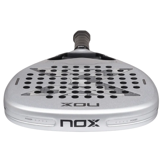 Pala Nox Genius Attack 12K Alum XTREM 2027 by Agustín Tapia